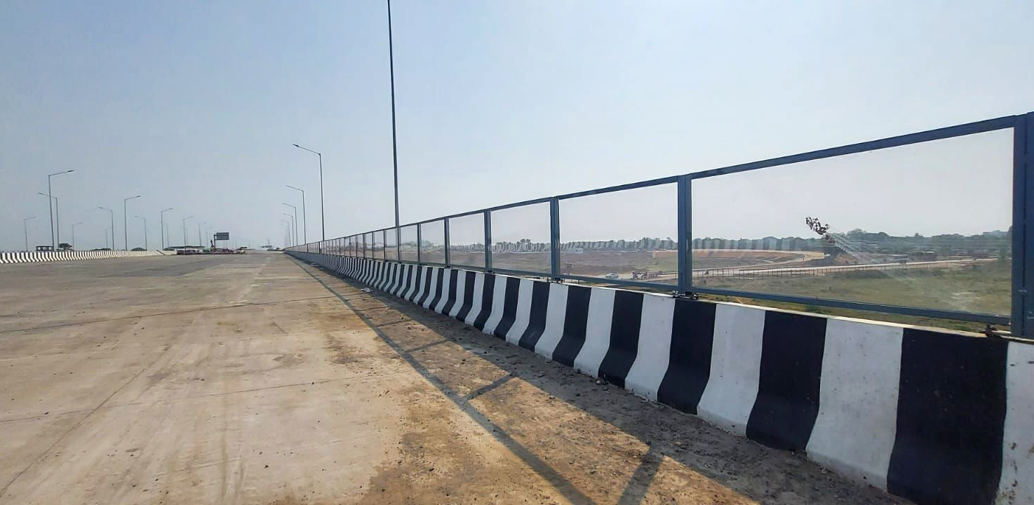 polycarbonate sheet for indian road infrastructure