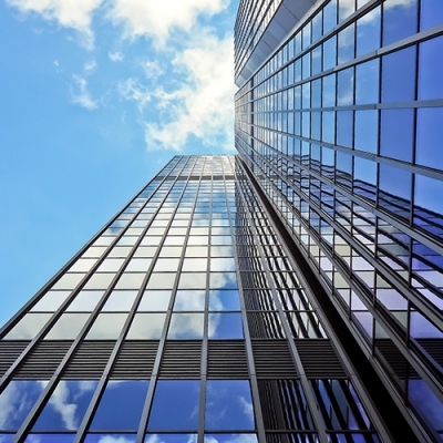 Building Glazing under Polycarbonate Compact / Solid Sheet