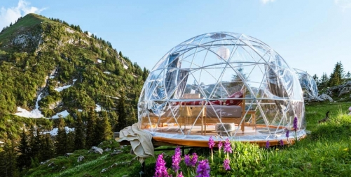 Polycarbonate sheet domes and cabins for hotels and tourism industry